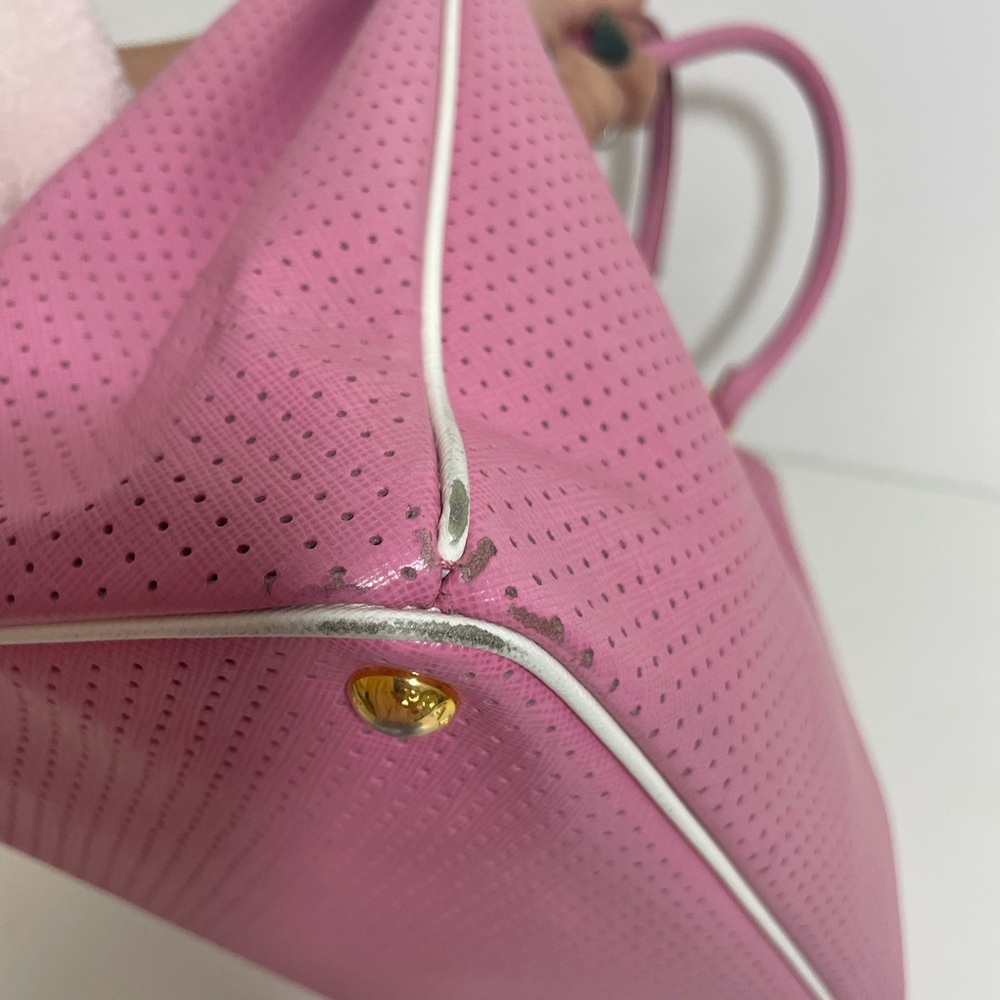 🌸Prada Lux Open Tote Saffiano Leather 🌸 - Picture 10 of 14